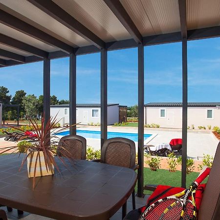 Camping Adria Mobile Homes In Camping Kastanija Novigrad (Istria) Exterior foto