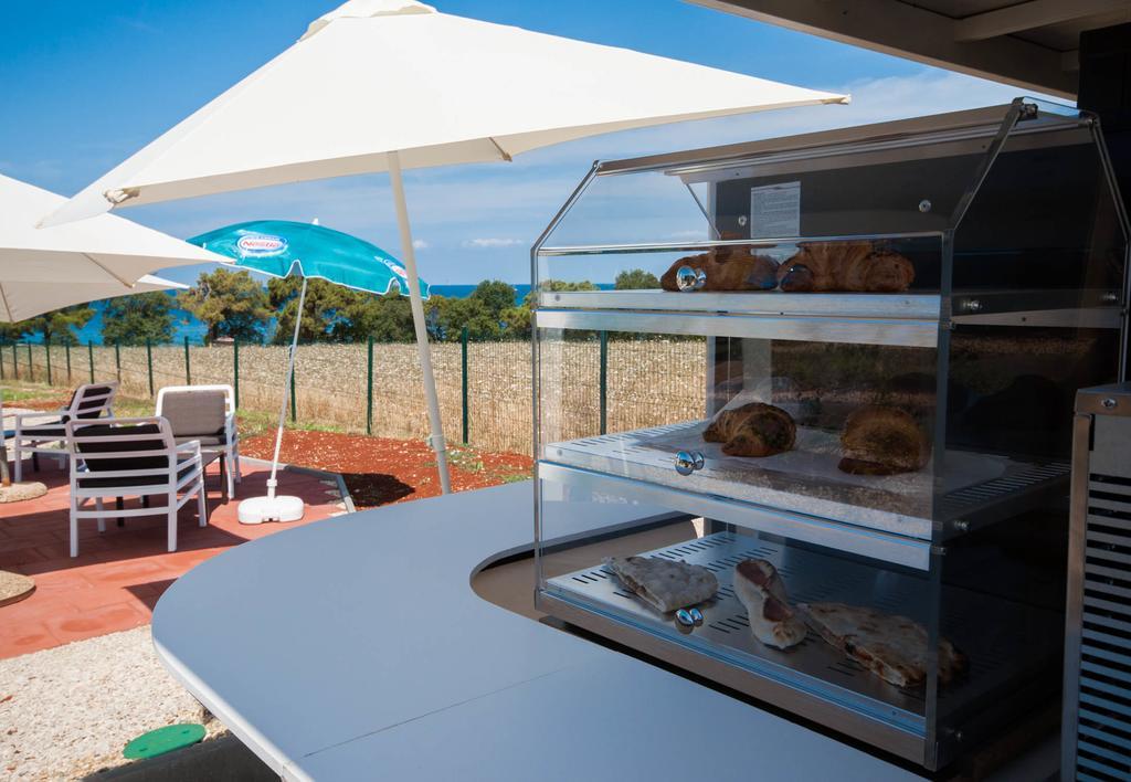 Camping Adria Mobile Homes In Camping Kastanija Novigrad (Istria) Exterior foto