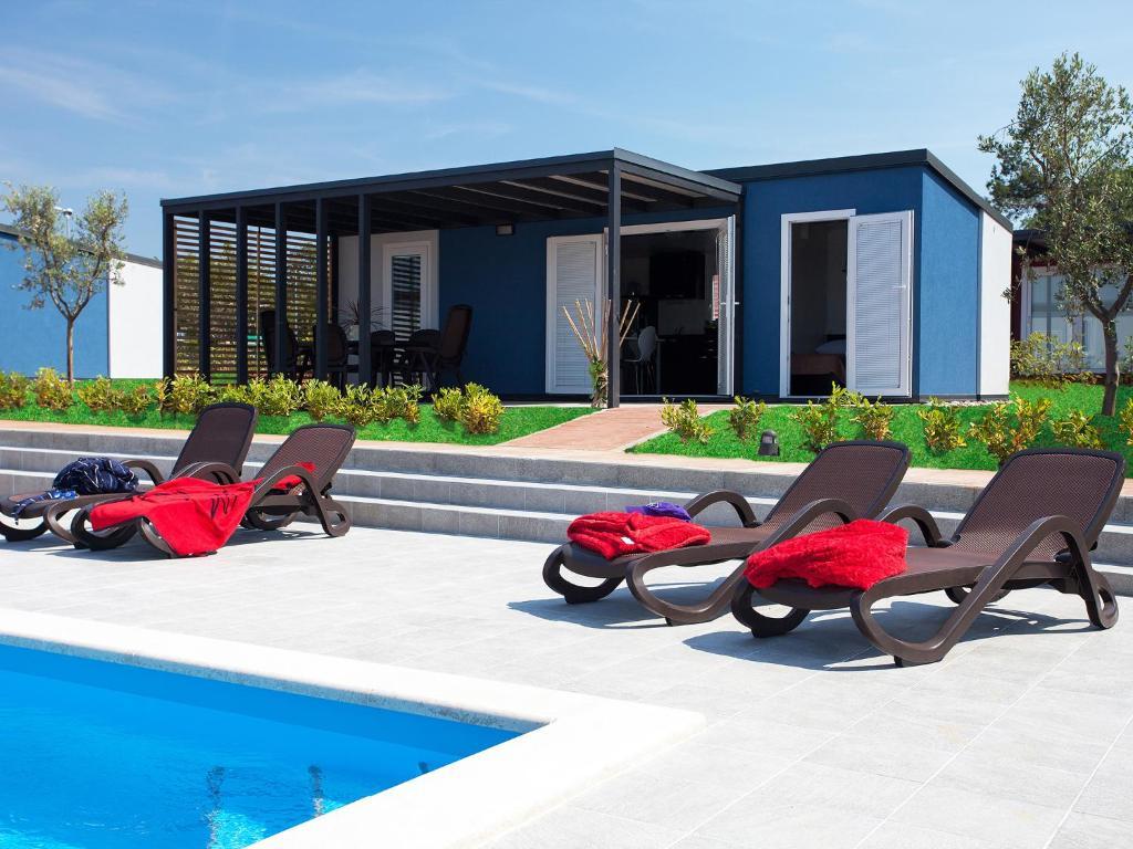 Camping Adria Mobile Homes In Camping Kastanija Novigrad (Istria) Exterior foto