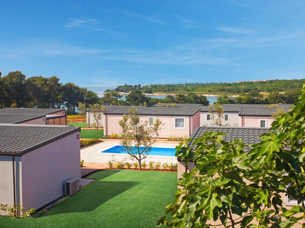 Camping Adria Mobile Homes In Camping Kastanija Novigrad (Istria) Exterior foto