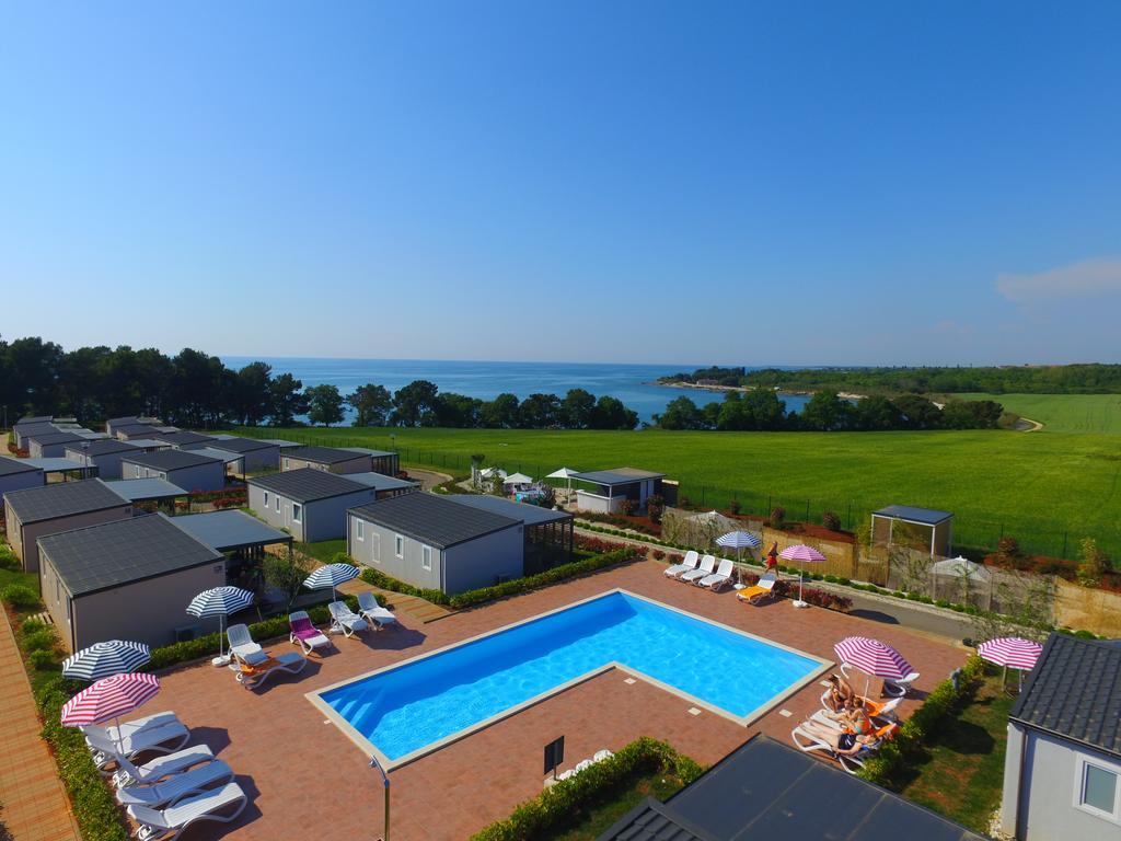 Camping Adria Mobile Homes In Camping Kastanija Novigrad (Istria) Exterior foto