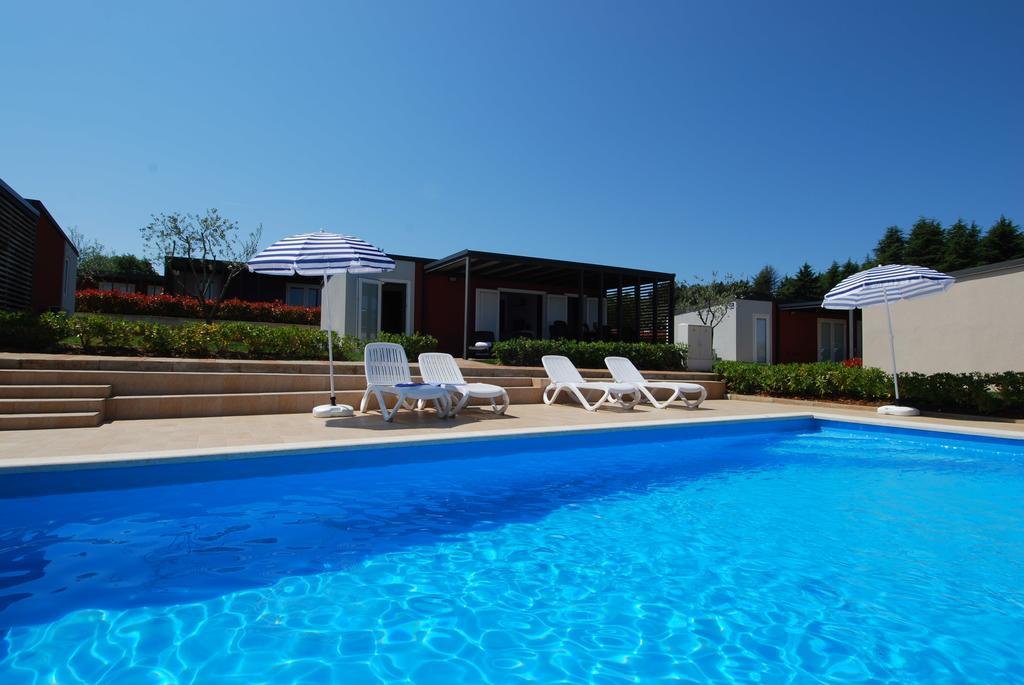 Camping Adria Mobile Homes In Camping Kastanija Novigrad (Istria) Exterior foto