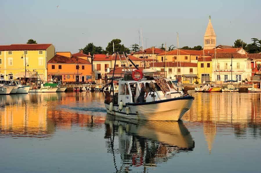 Camping Adria Mobile Homes In Camping Kastanija Novigrad (Istria) Exterior foto